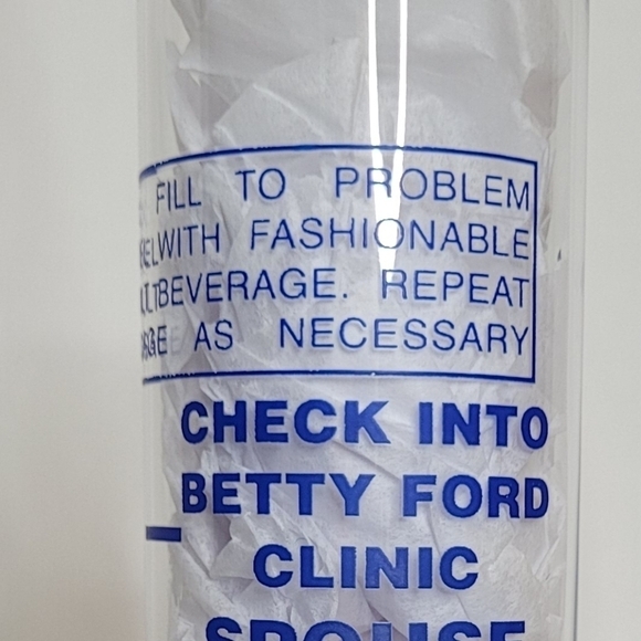 Hawaii's Tallest Shot Glass - Picture 5 of 6